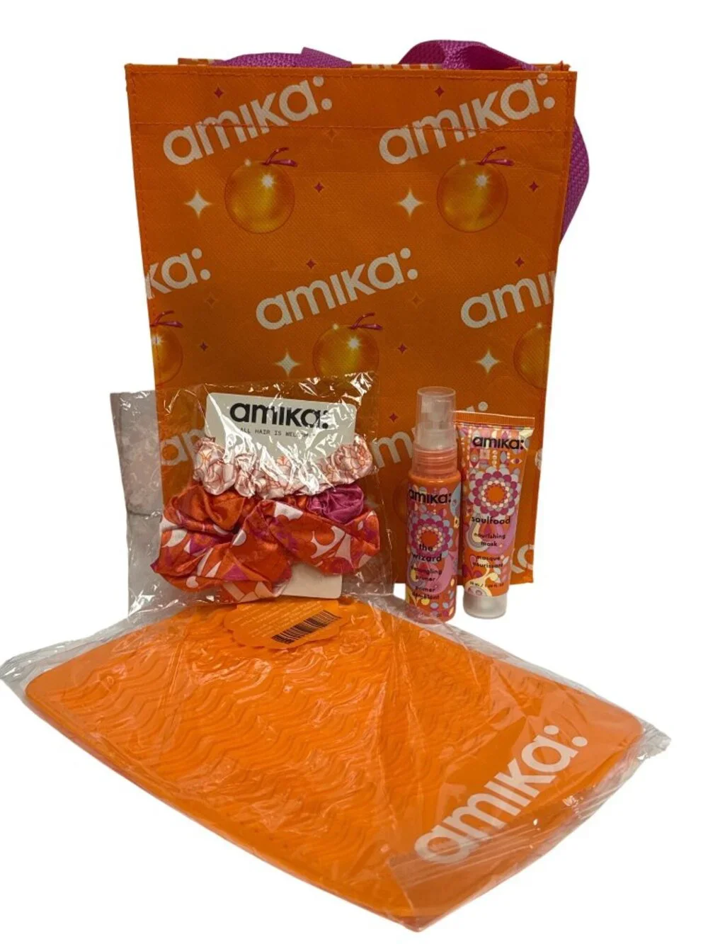 Amika Hair Care Gift Set Wizard Soulfood Tool Mat Scrunchies Tote Bag NWT 30ml